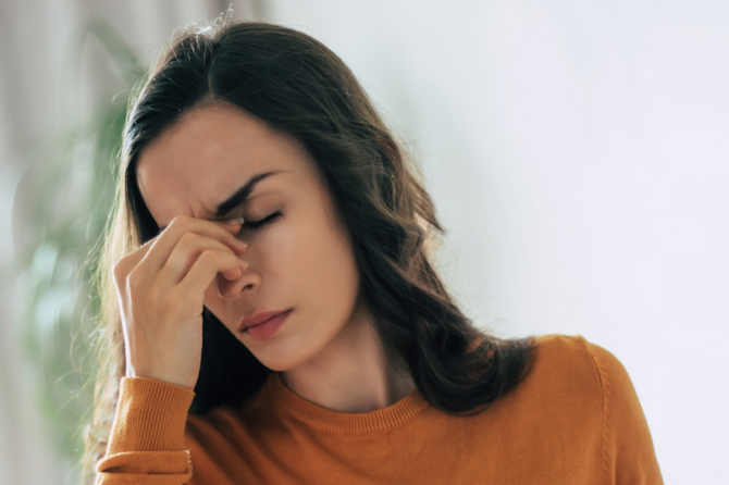 Sinusitis: Causes, Types, Diagnosis, and 7 Effective Ways To Relieve Symptoms